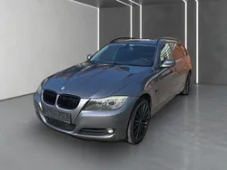 Grau Gebraucht 2009 BMW 318 Comfort Edition Kombi | 6.990 € (Teuer)