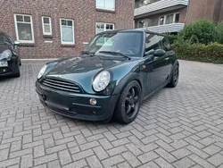 Grün Gebraucht 2004 Mini One D Kleinwagen | 2.500 € (Fairer Preis)