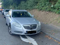 Silber Gebraucht 2013 Opel Insignia Active Kombi | 3.300 € (Guter Preis)