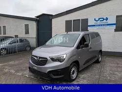 Grau Gebraucht 2023 Opel Combo Edition Van / Kleinbus | 14.990 € (Guter Preis)