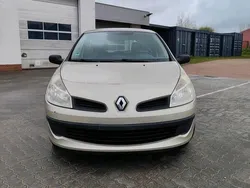 Gebraucht 2006 Renault Clio III Kleinwagen | 1.200 € (Fairer Preis)