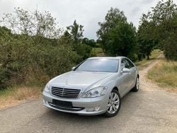 Silber Gebraucht 2008 Mercedes S500 Limousine | 8.300 €