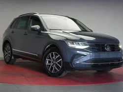 Dolphin gray Gebraucht 2022 VW Tiguan Life SUV | 20.490 € (Guter Preis)