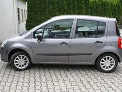 Grau Gebraucht 2009 Renault Modus Avantage Van / Kleinbus | 2.990 € (Fairer Preis)