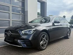 Grau Gebraucht 2021 Mercedes E300 AMG line Limousine | 26.990 € (Guter Preis)