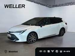 Weiss Gebraucht 2023 Toyota Corolla Sport Kombi | 30.980 € (Etwas zu teuer)