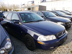 Blau Gebraucht 2003 Volvo V40 Kombi | 1.499 € (Guter Preis)