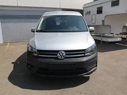 Silber Gebraucht 2020 VW Caddy Trendline Van / Kleinbus | 19.990 € (Fairer Preis)