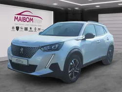 Lack weiss perlglänzend/typ au Gebraucht 2022 Peugeot e-2008 Allure SUV | 21.990 € (Fairer Preis)