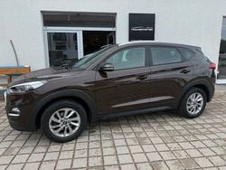 Braun Gebraucht 2017 Hyundai Tucson SUV | 13.490 € (Fairer Preis)