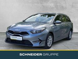 Lunar silver Gebraucht 2022 Kia Ceed Kleinwagen | 15.490 € (Guter Preis)