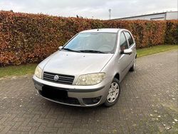 Silber Gebraucht 2003 Fiat Punto Limousine | 1.280 € (Fairer Preis)