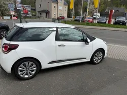 Weiß Gebraucht 2013 Citroën DS3 Chic | 3.699 € (Fairer Preis)