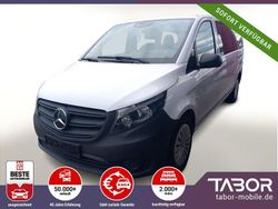 Weiss Gebraucht 2022 Mercedes Vito Kombi | 36.688 €