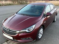 Rot Gebraucht 2017 Opel Astra Limousine | 9.890 € (Fairer Preis)