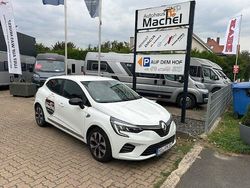 Weiß Gebraucht 2022 Renault Clio V LIMITED Limousine | 13.950 €