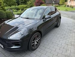 Grau Gebraucht 2023 Porsche Macan S SUV | 92.000 €