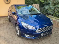 Blau Gebraucht 2015 Ford Focus Titanium Limousine | 6.200 € (Fairer Preis)