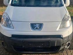 Weiß Gebraucht 2011 Peugeot Partner Van | 3.500 € (Fairer Preis)
