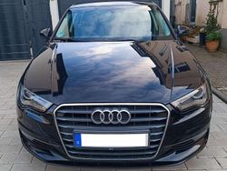 Schwarz Gebraucht 2016 Audi A3 Ambiente Limousine | 15.000 € (Fairer Preis)