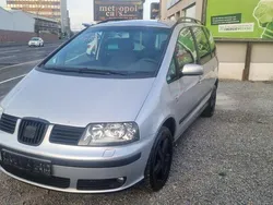 Grau Gebraucht 2006 Seat Alhambra Vigo Van / Kleinbus | 4.790 € (Etwas zu teuer)