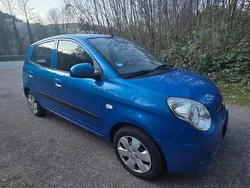 Blau Gebraucht 2010 Kia Picanto Kleinwagen | 2.500 € (Etwas zu teuer)