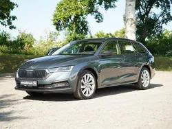 Quarzgrau metallic Gebraucht 2020 Skoda Octavia First Edition Kombi | 23.889 € (Fairer Preis)