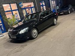Schwarz Gebraucht 2013 Mercedes E220 Limousine | 10.750 € (Superpreis)