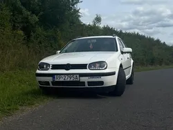 Weiß Gebraucht 2002 VW Golf IV Kombi | 1.300 € (Fairer Preis)