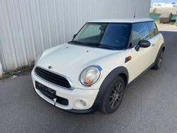 Weiß Gebraucht 2010 Mini ONE Kleinwagen | 1.690 €