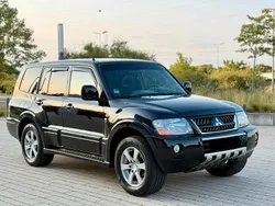 Schwarz Gebraucht 2006 Mitsubishi Pajero Edition SUV | 5.500 € (Guter Preis)