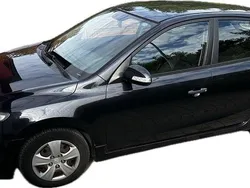 Schwarz Gebraucht 2011 Hyundai i30 Edition Limousine | 4.000 € (Fairer Preis)