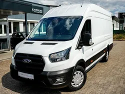 Weiß Gebraucht 2024 Ford Transit Trend Van / Kleinbus | 29.999 € (Fairer Preis)