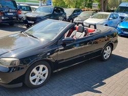 Schwarz Gebraucht 2005 Opel Astra Cabriolet Cabrio | 2.290 € (Fairer Preis)