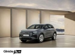 Grau (kieselgrau) Neu 2025 Audi Q4 e-tron Basis SUV | 41.530 € (Superpreis)