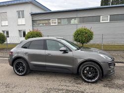 Grau Gebraucht 2016 Porsche Macan S SUV | 28.900 € (Guter Preis)