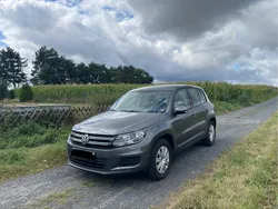 Grau Gebraucht 2016 VW Tiguan SUV | 10.200 € (Guter Preis)