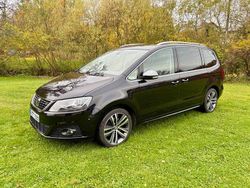 Schwarz Gebraucht 2022 Seat Alhambra FR-Line Van / Kleinbus | 33.900 € (Fairer Preis)