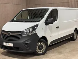 Weiß Gebraucht 2015 Opel Vivaro Van | 5.000 € (Guter Preis)