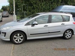 Silber Gebraucht 2009 Peugeot 308 Filou Kombi | 3.333 € (Fairer Preis)