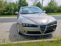 Beige Gebraucht 2008 Alfa Romeo 159 Limousine | 7.999 €