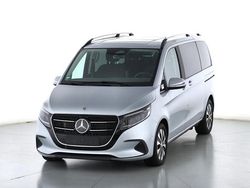 Silber Gebraucht 2024 Mercedes V250 Style Van / Kleinbus | 62.930 € (Superpreis)