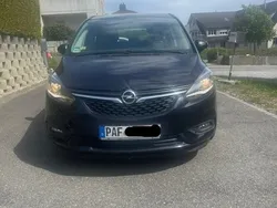 Blau Gebraucht 2017 Opel Zafira Tourer Edition Van / Kleinbus | 9.099 € (Fairer Preis)
