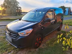 Blau Gebraucht 2014 Dacia Dokker Van | 14.500 €