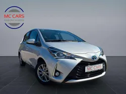 Silber Gebraucht 2017 Toyota Yaris Hybrid Comfort Kleinwagen | 14.890 € (Fairer Preis)