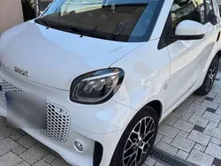 Weiß Gebraucht 2023 Smart ForTwo Electric Drive Prime Cabrio | 16.499 € (Guter Preis)