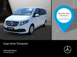 Weiß Gebraucht 2022 Mercedes V220 Van / Kleinbus | 40.990 € (Fairer Preis)