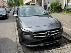 Gebraucht 2021 Mercedes B200 Van / Kleinbus | 14.490 € (Superpreis)