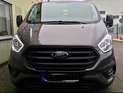 Grau Gebraucht 2020 Ford Transit Custom Trend Van / Kleinbus | 21.900 € (Teuer)