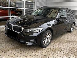 Schwarz Gebraucht 2020 BMW 330e Comfort Edition Kombi | 19.900 € (Guter Preis)